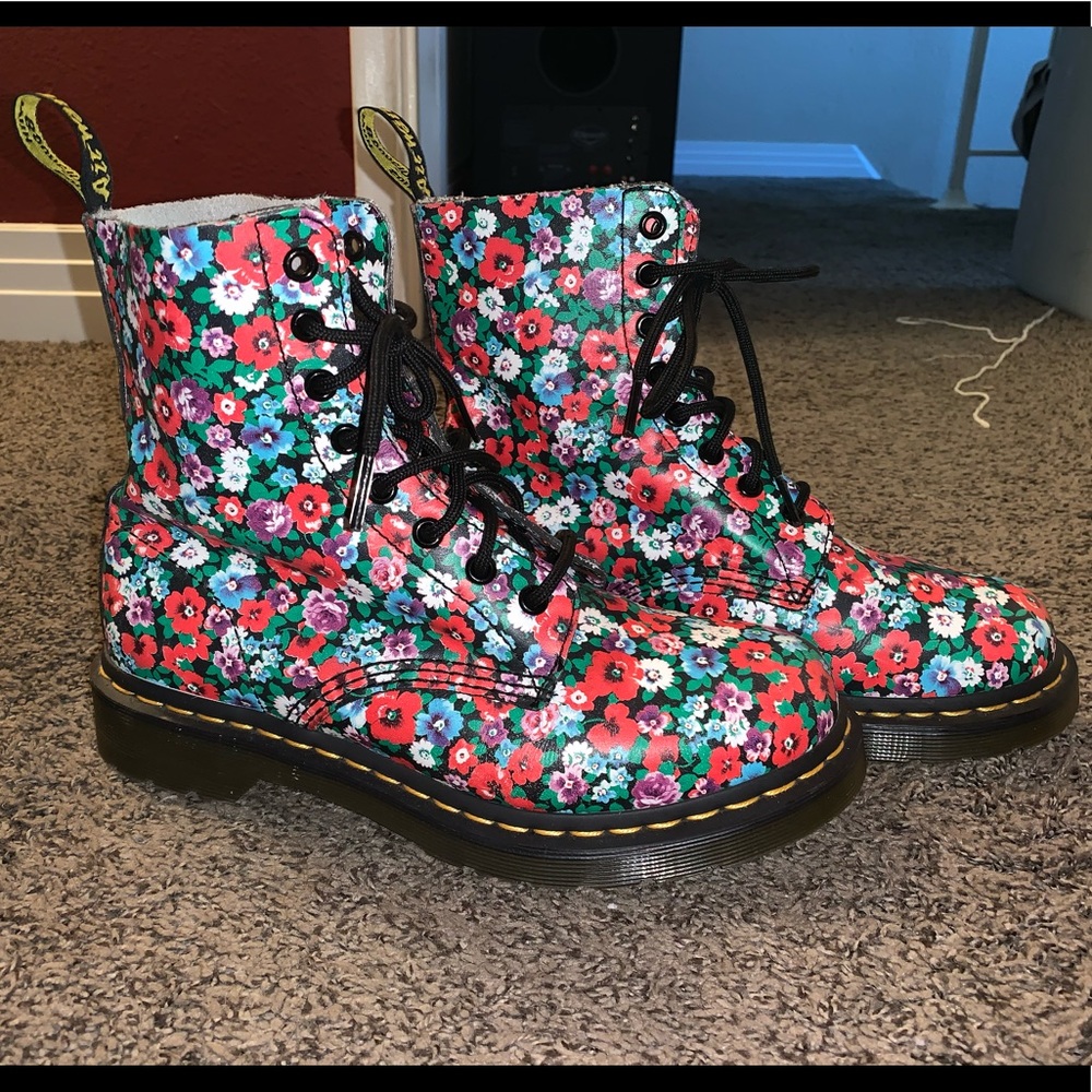 Dr Martens Pascal WildPoppy boots